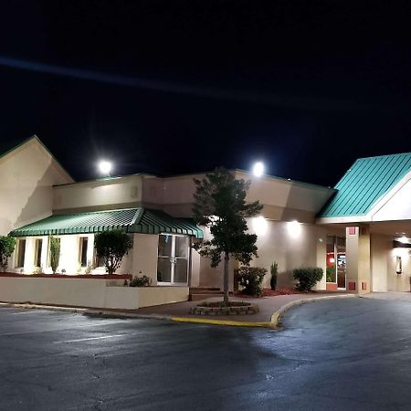 Ramada By Wyndham & Suites Warner Robins Exteriér fotografie