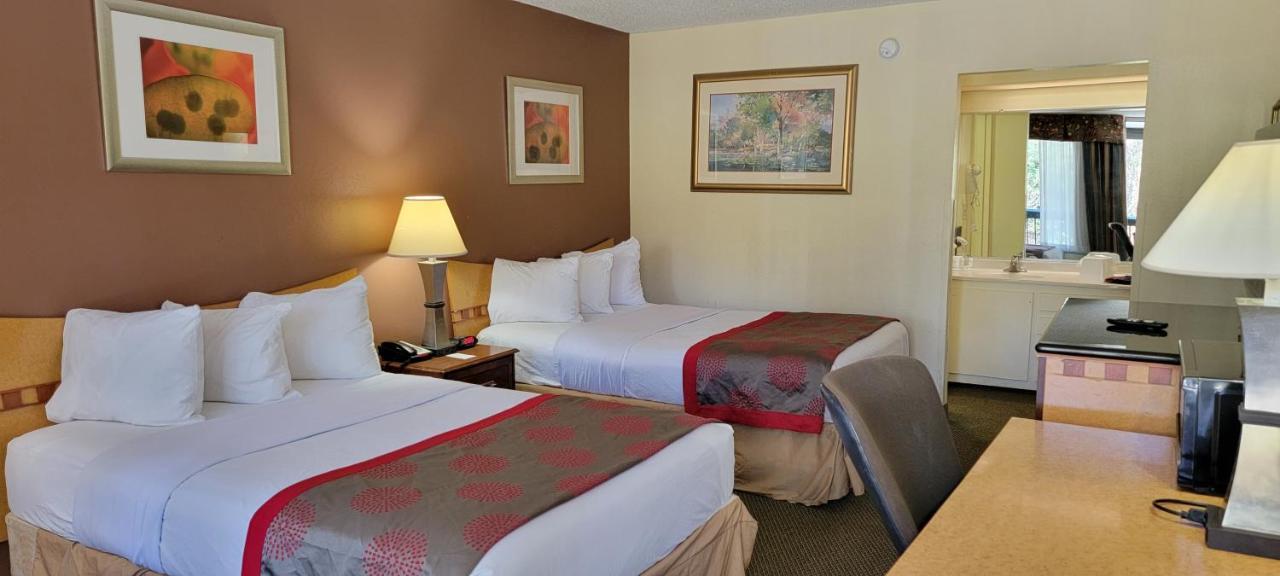 Ramada By Wyndham & Suites Warner Robins Exteriér fotografie
