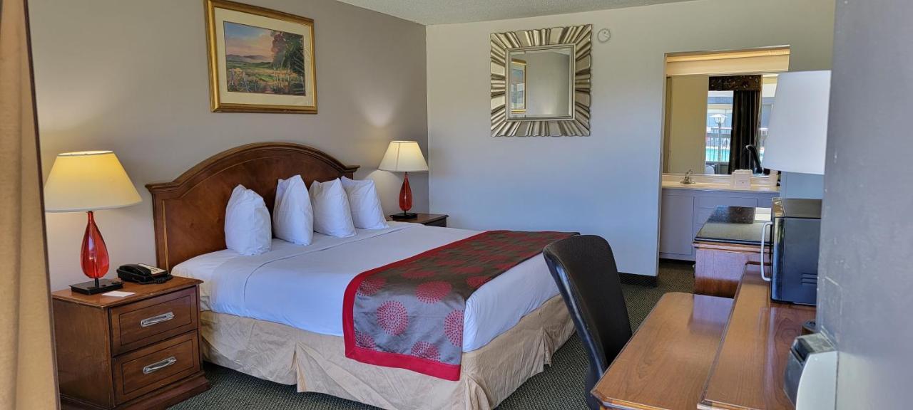 Ramada By Wyndham & Suites Warner Robins Exteriér fotografie