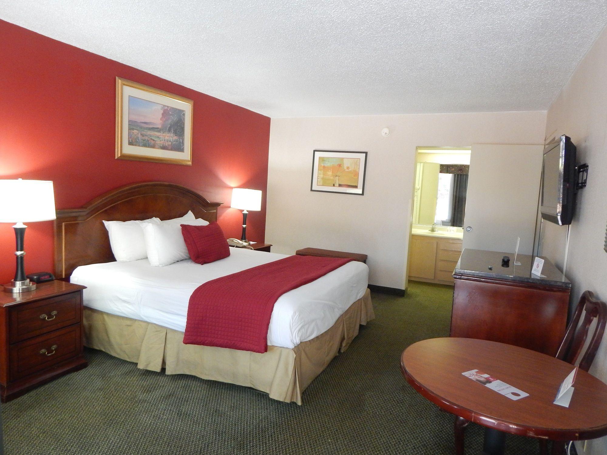 Ramada By Wyndham & Suites Warner Robins Exteriér fotografie