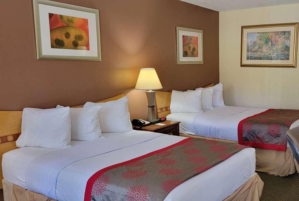 Ramada By Wyndham & Suites Warner Robins Pokoj fotografie