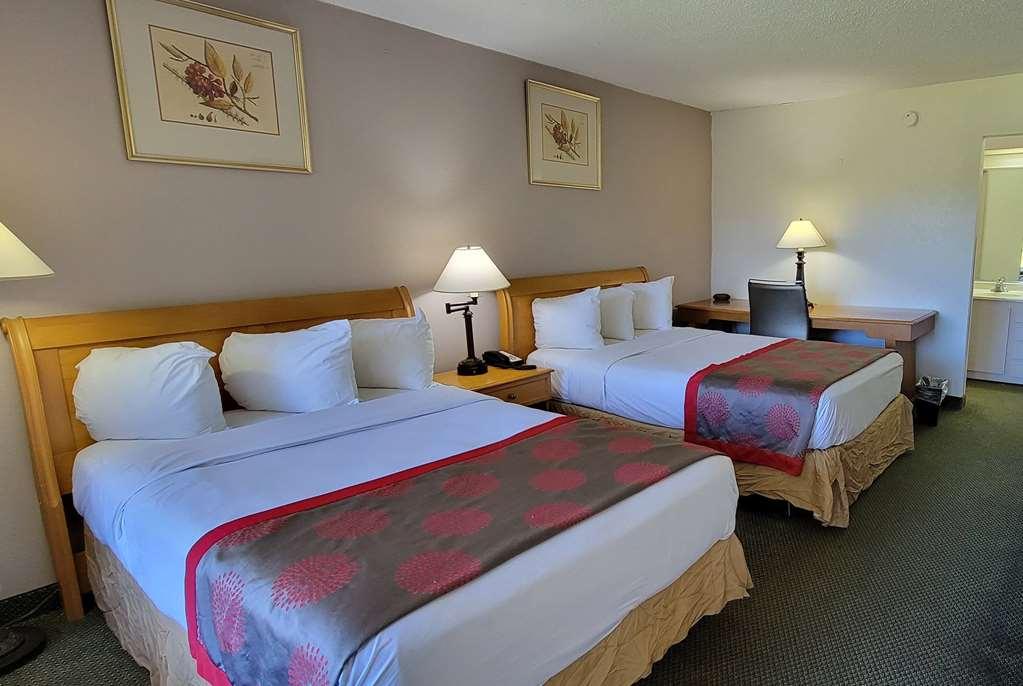 Ramada By Wyndham & Suites Warner Robins Pokoj fotografie